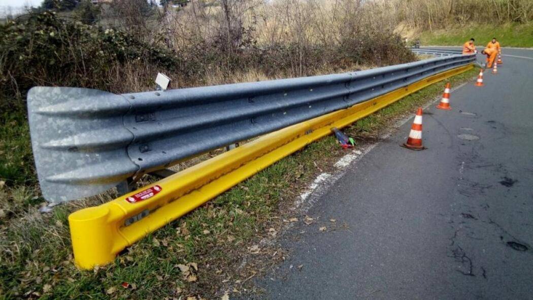 MOTO CONTRO GUARD RAILMUORE CENTAURO A PESCARA