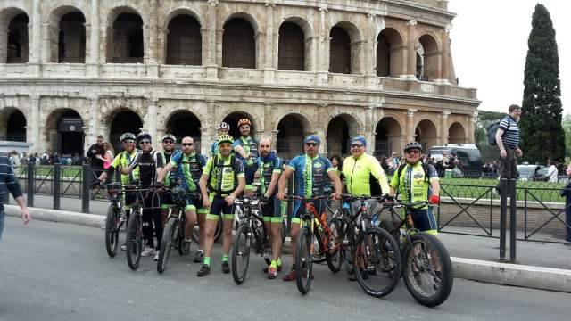 A ROMA IN BICICLETTA: SFIDA RIUSCITA PER MBT DI TORNIMPARTE