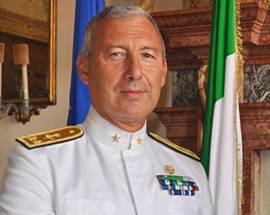 PESCARA: L’AMMIRAGLIO RUZITTU IN VISITA ALLA DIREZIONE MARITTIMA