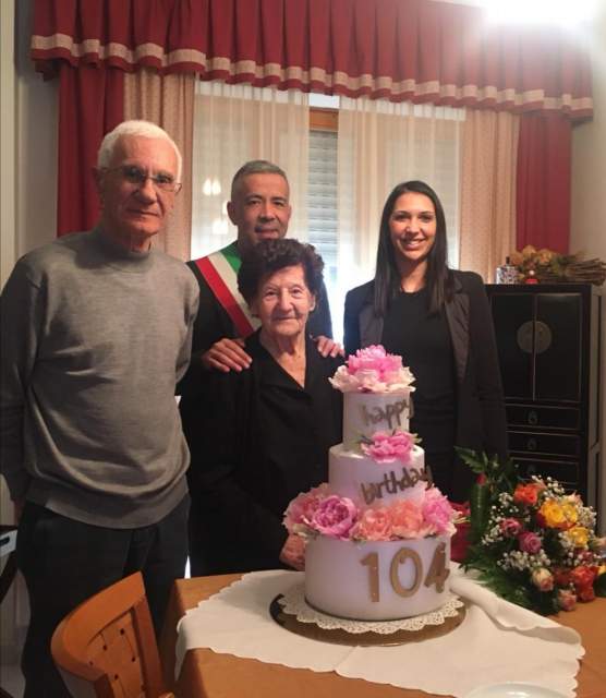 ATRI, I 104 ANNI DI ANNA CANTORO: OMAGGIO DEL SINDACO E DEL CONSIGLIO