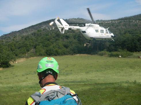 RAGAZZA DISABILE SI PERDE, RITROVATA DAL SOCCORSO ALPINO