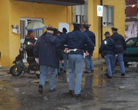 PESCARA: CONTROLLI POLIZIAAL QUARTIERE RANCITELLI