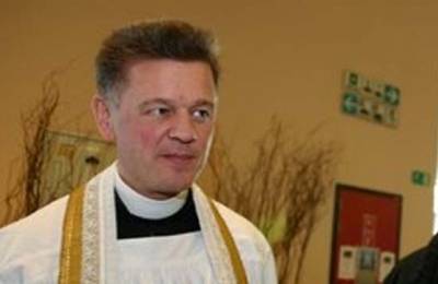 PRIEBKE: FRASI SCHOCK DI DON FLORIANO, ”ERA INNOCENTE; CAMERE A GAS? PER DISINFETTARE”