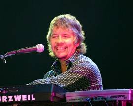 L’AQUILA: ALLA CORSA DEL CAPPELLO DI PAGANICA DON AIREY DEI DEEP PURPLE
