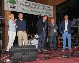 PINETO: FESTA PER I 35 ANNI DELLA CONFESERCENTI, PREMI AI COMMERCIANTI