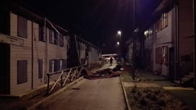 MALTEMPO: FORTE VENTO CAUSA BLACK OUT E DISAGI