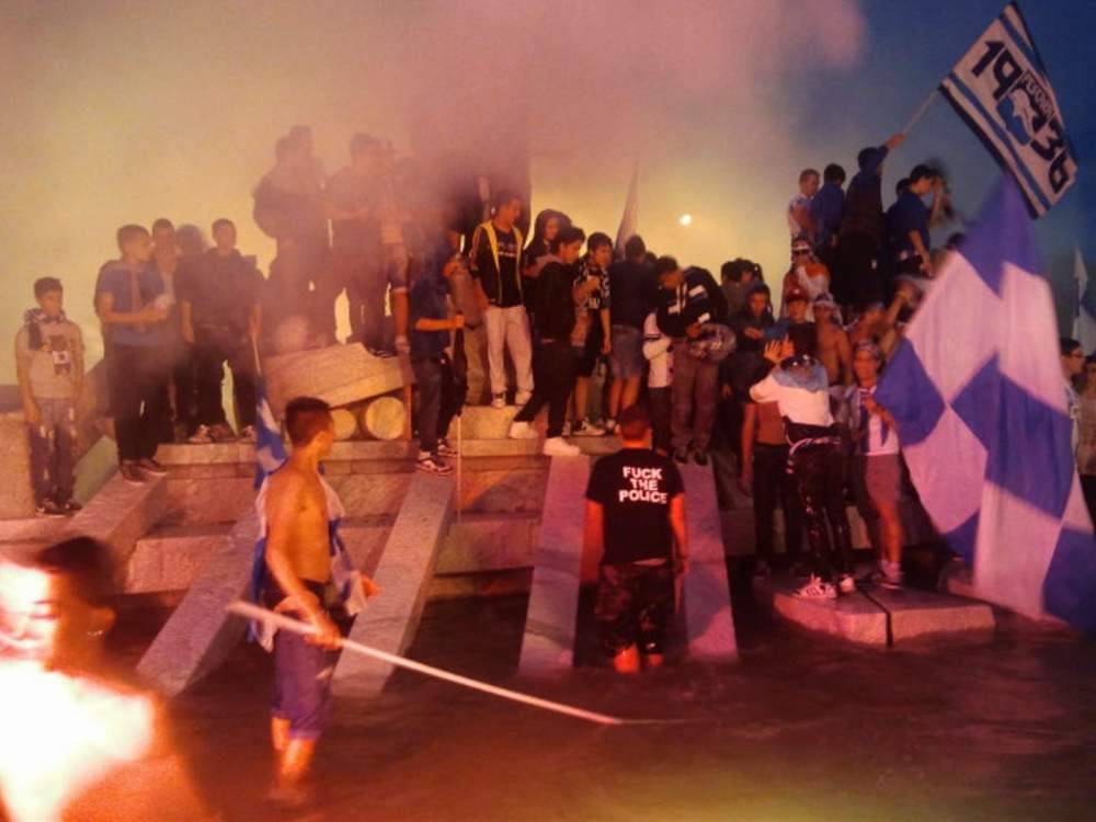 PESCARA IN SERIE A: LE FOTO DELLA FESTA DEI TIFOSI IN CENTRO
