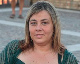 GIULIANOVA: ”SEI UNA GALLINA”, DEVE RISARCIRE CONSIGLIERA