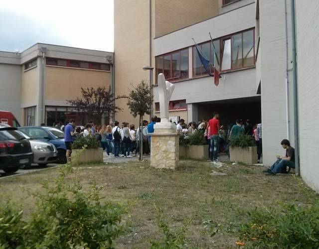 UNIVAQ: 1.600 AI TEST PER MEDICINA, ‘FISICA E CHIMICA DIFFICILI’