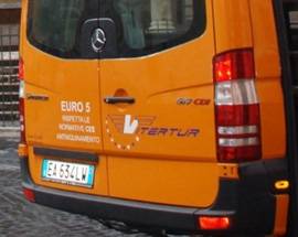 VITERBO: AUTISTA BUS LASCIA A TERRA UNA DONNA ”NON SALI, SEI NERA”