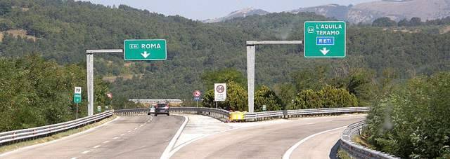 STRADA DEI PARCHI: CASELLANTI RESTANO, MA E’ GUERRA PER CONCESSIONI