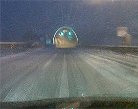 MALTEMPO: ACQUA E NEVE SULLA A24, MANTO STRADALE PULITO