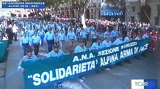 ALPINI: IN TREMILA AD ASTI DALL’ABRUZZO UN ANNO DOPO L’ADUNATA DELL’AQUILA