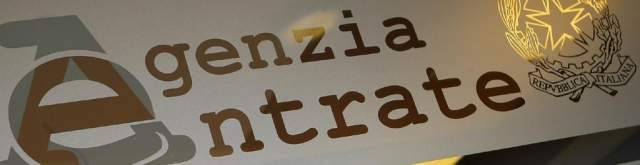 TASSE SOSPESE: ARRIVATE LE CARTELLE, ESPLODE RABBIA, ”ANDIAMO VIA DALL’AQUILA”