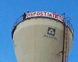 VASTO: FESTA IDV, OVAZIONE PER I LAVORATORI DELL’ALCOA