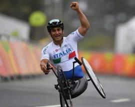 ZANARDI: INCIDENTE IN CURVA, HANDBIKE CONTRO CAMION