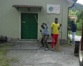 LAVORI SOCIALMENTE UTILI AI MIGRANTI, L’ESEMPIO DI INTEGRAZIONE DI ALFEDENA