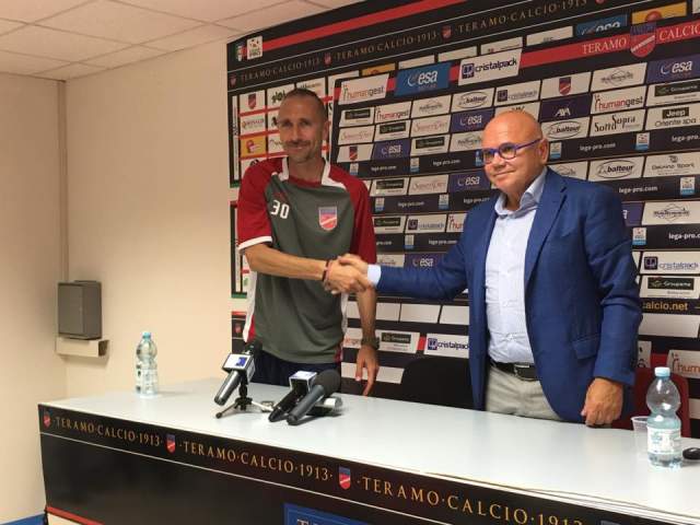 DIRETTORE SPORTIVO E TECNICO DEL TERAMO CALCIO SOLLEVATI DALL’INCARICO, NOFRI AL POSTO DI ZAULI