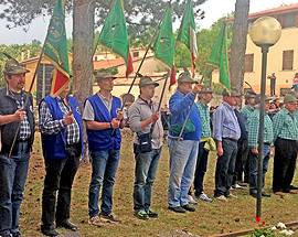 ADUNATA: GRANDE FESTA A POGGIO PICENZE PER L’ARRIVO DELLE PENNE NERE