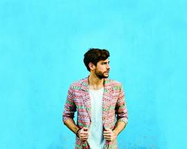 ALVARO SOLER SALE SUL PALCO DEL CITTA’ SANT’ANGELO OUTLET VILLAGE