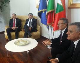 6 APRILE: AMBASCIATORE USA ALL’AQUILA, ”SPESI 2 MILIONI DI EURO”