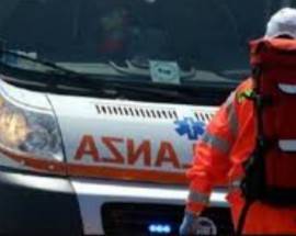 L’AQUILA: AUTO SI RIBALTA A PETTINO, FERITO CONDUCENTE