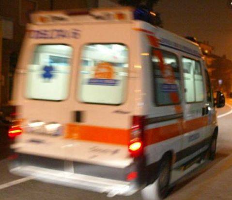 LANCIANO: SCAVALCA BALAUSTRA E CADE, GRAVISSIMO 26 ENNE