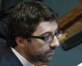‘LE NORME DEVONO ESSERE VAGHE”, IRONIA PER INTERVENTO COLLETTI (M5S) ALLA CAMERA