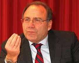 L’AQUILA: ALTO RICONOSCIMENTO PER RUSSO SPENA, DECANO DELL’ATENEO