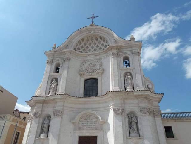 CHIESA: MERCOLEDI’ CENERI, ALL’AQUILA RACCOLTA BENI PER POVERI CENTRO STORICO