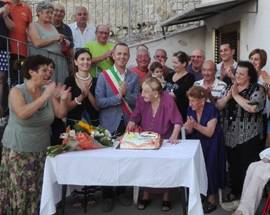 ABBATEGGIO:  ANCORA UNA NONNA CENTENARIA NEL PAESE AI PIEDI DELLA MAJELLA