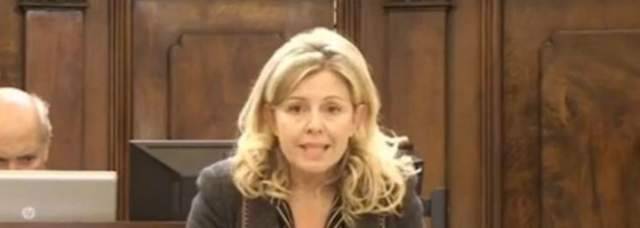 L’AQUILA: CENTRODESTRA NEL CAOS, BIONDI RITIRA DELEGHE AD ASSESSORE DI STEFANO