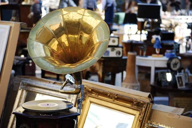 CELANO: SABATO E DOMENICA TORNA IL MERCATINO DELL’ANTIQUARIATO