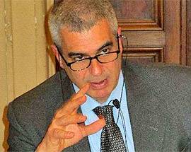 PREFETTURA CHIETI: DE MARINIS SALUTA, AL SUO POSTO CORONA