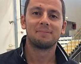 ALLENATORE DI BASKET MUORE A 35 ANNI, DOLORE E LACRIME A ROSETO