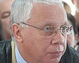GRANDI RISCHI: VALENTINI ALL’ATTACCO, ”BOSCHI DA RICOVERO? FORSE SI”’