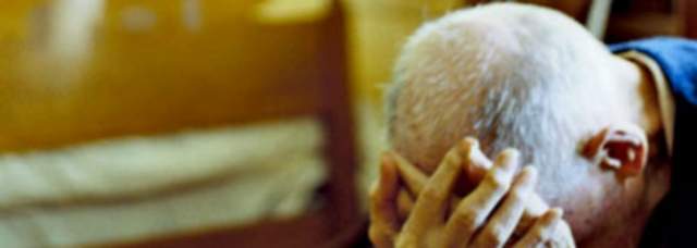 TERAMO: BOTTE ALLA MADRE PER AVERE SOLDI PER DROGA E ALCOL