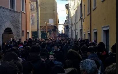 L’AQUILA: GRAN FOLLA IN CENTRO STORICO PER L’EDIZIONE 2017 DELL’APERITIVO DELLA VIGILIA