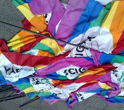 L’AQUILA: ARCIGAY, MANIFESTAZIONE ALLA VILLA CONTRO L’OMOFOBIA
