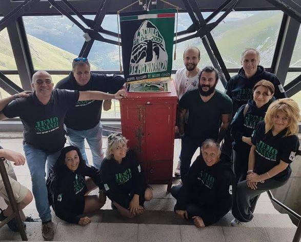 JEMO ‘NNANZI RIPORTA SUL GRAN SASSO ”L’ARMADIETTO DELLA MEMORIA”