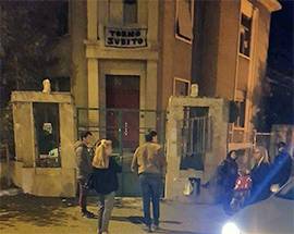 L’AQUILA: BLITZ ALL’ASILO OCCUPATO, COMPARE LO STRISCIONE ”TORNO SUBITO”