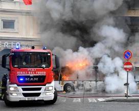 AUTOBUS IN FIAMME A ROMA: L’AUTISTA CHE HA EVITATO LA TRAGEDIA E’ ABRUZZESE