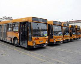 L’AQUILA: BUS AMA SPORCHI PASSEGGERI DENUNCIANO ”ABBIAMO PULITO I SEDILI”