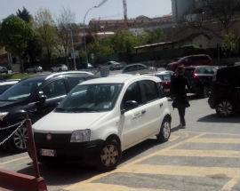 L’AQUILA: UGL, ”AUTO COMUNALE BECCATA SU PARCHEGGIO PER DISABILI”