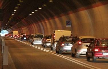L’AQUILA: CAOS IN GALLERIA, ODISSEA PER AUTOMOBLISTI