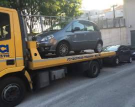 RUBAVANO AUTO IN ABRUZZO, ARRESTATI GIOVANISSIMI PUGLIESI