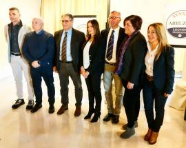 REGIONALI: PRESENTATI A L’AQUILA CANDIDATI LISTA AVANTI ABRUZZO
