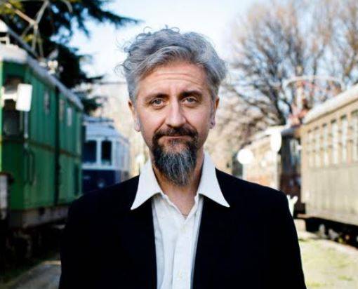 TEATROINQUOTA 2019: A ROCCA DI MEZZO ASCANIO CELESTINI CON ”LA BALLATA DEI SENZA TETTO”
