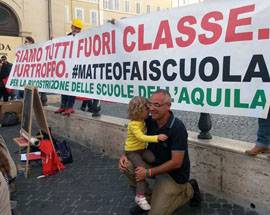 ”VOGLIAMO UNA SCUOLA”, FLASH MOB BAMBI AQUILANI A MONTECITORIO