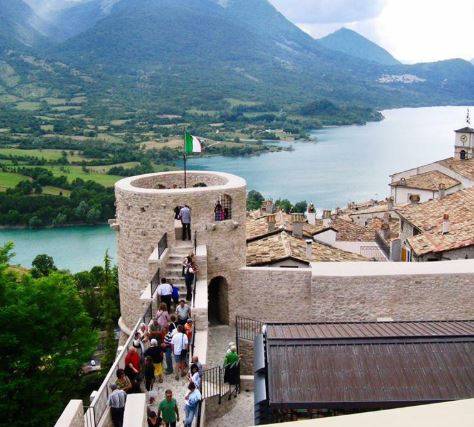 BARREA: AL VIA LA FESTA NAZIONALE DEI BORGHI AUTENTICI; ”OSPITE” IL FESTIVAL DEL SALTARELLO